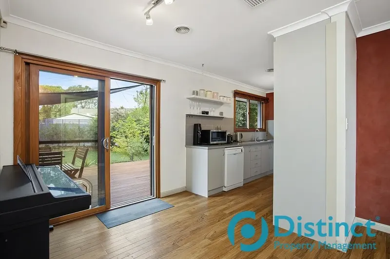 6 Parer Street, Scullin, photo 7