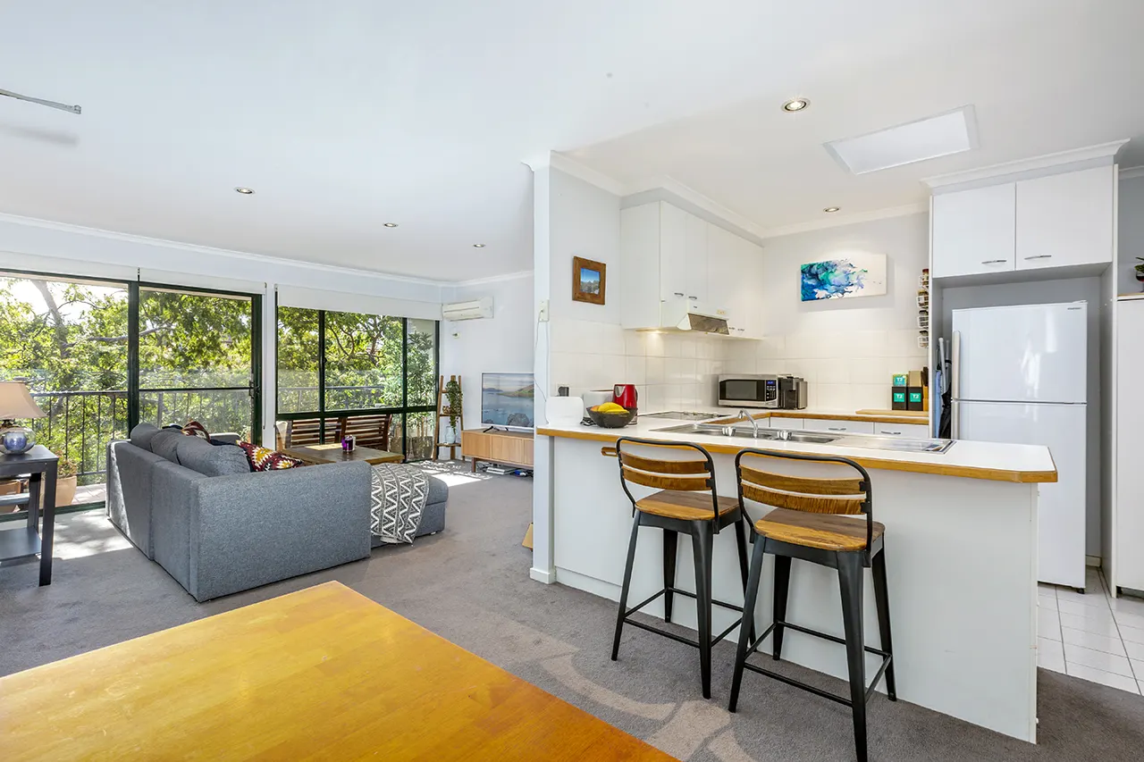 21/10 Ovens Street, Griffith, photo 1