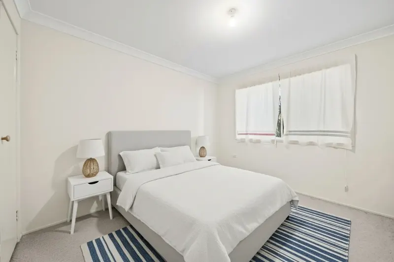 40/12 Albermarle Place, Phillip, photo 2
