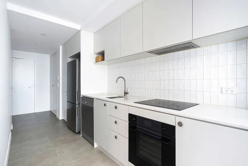 413/220 Melrose Drive, Phillip, photo 3