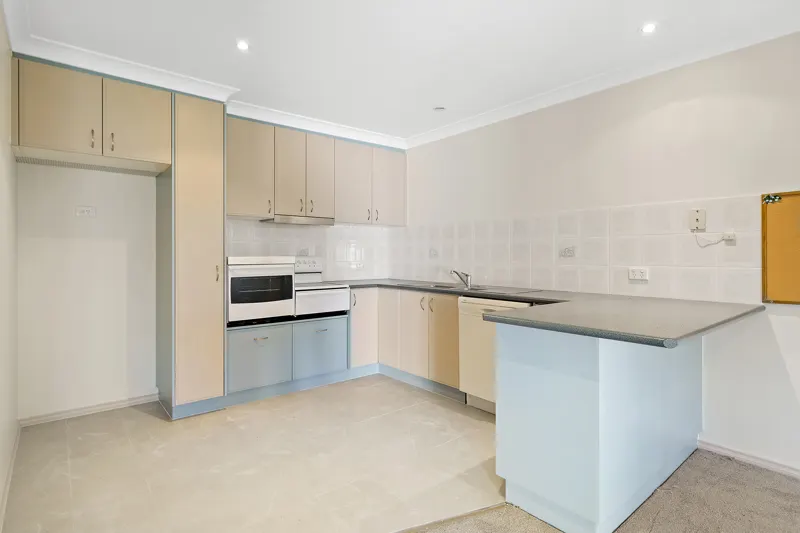 84 Rosewood Glen, Jerrabomberra, photo 4