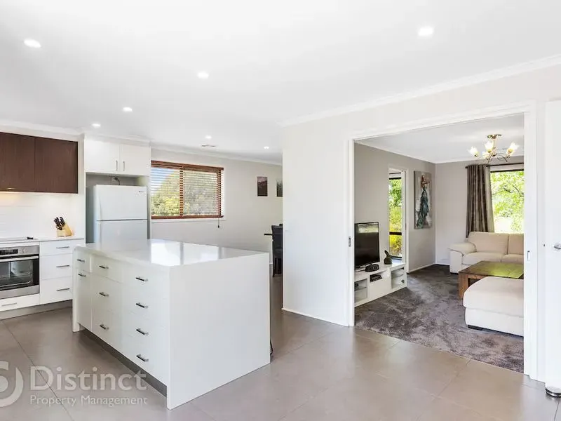 15 Wheatley Street, Gowrie, photo 2