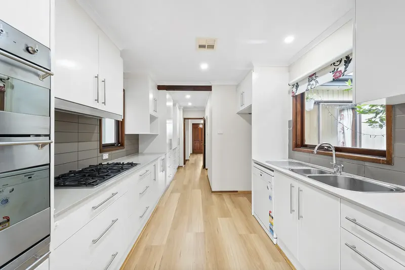 6 Jose Place, Garran