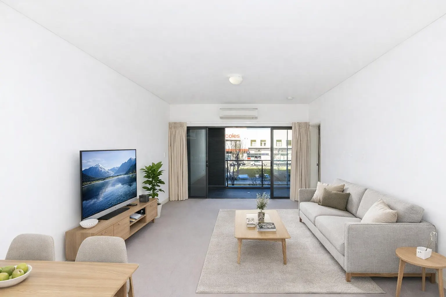 B109/100 Gungahlin Place, Gungahlin, photo 1