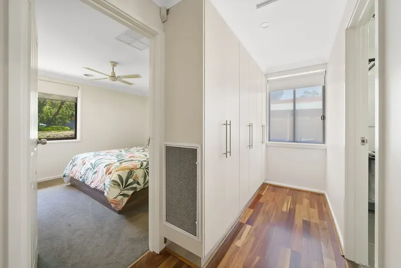 56 Vanzetti Crescent, Kambah, photo 13