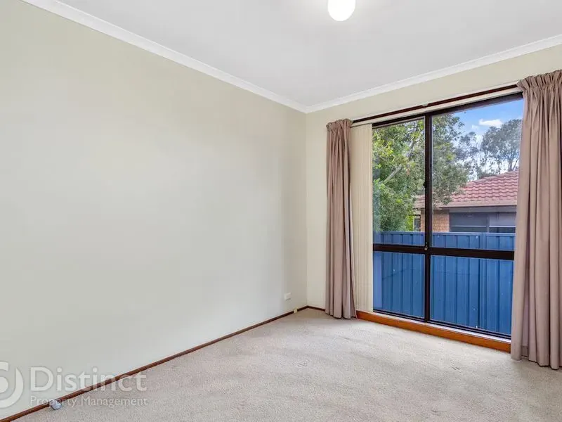 10 Enright Crescent, Florey, photo 8