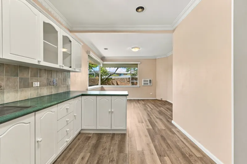102 Stornaway Road, Queanbeyan, photo 9