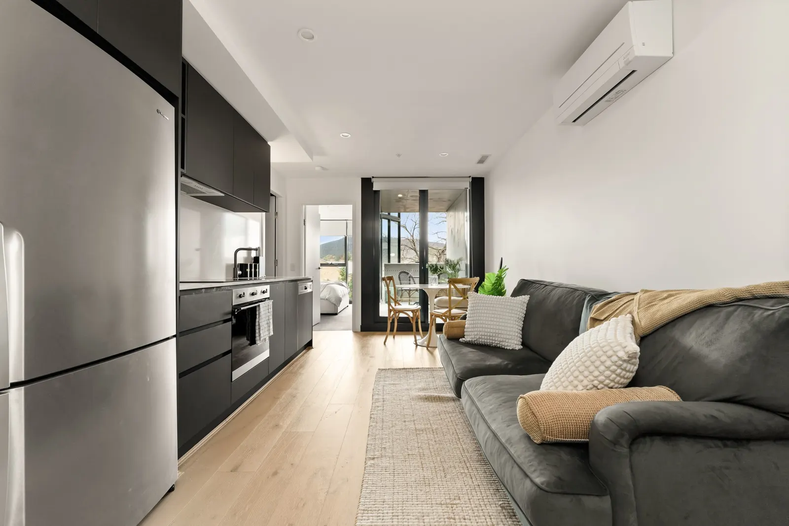 312/83 Cooyong Street, Reid, photo 1