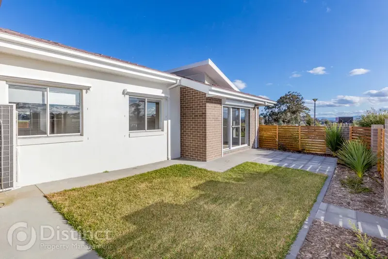 1/35 Laird Crescent, Forde, photo 11