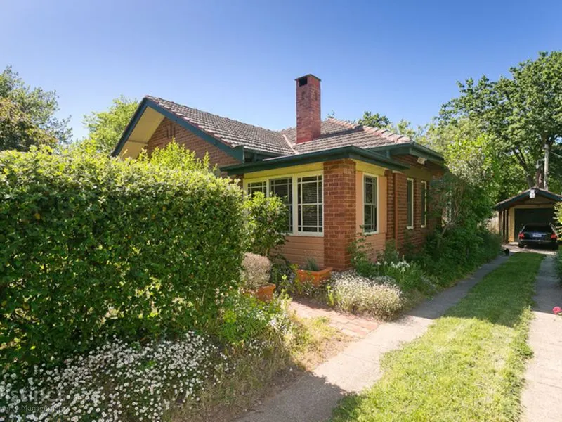 16 Donaldson Street, Braddon, photo 1