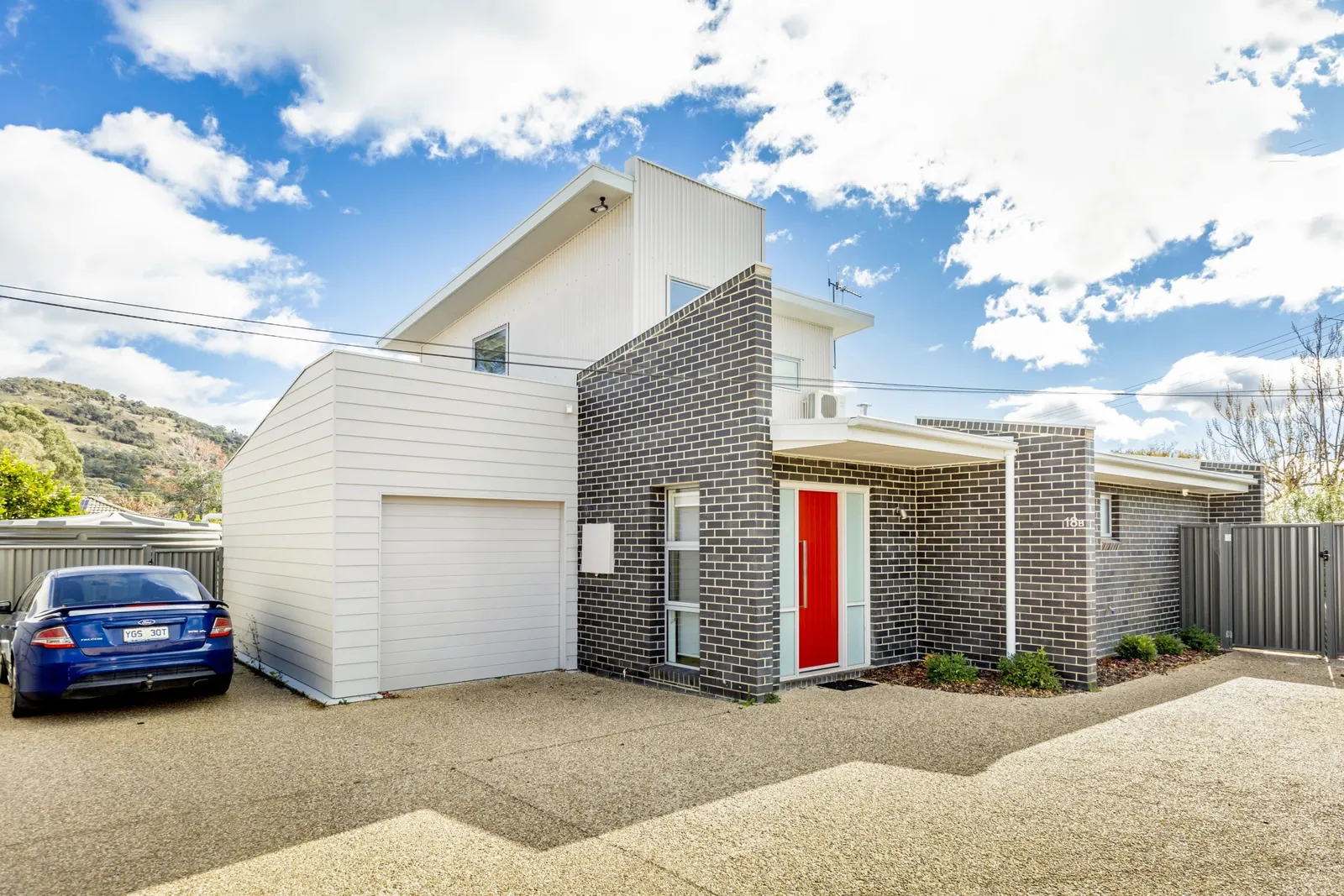 18b Stevenson Street, Torrens, photo 1