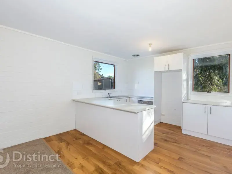 3/4 Keith Street, Scullin, photo 3