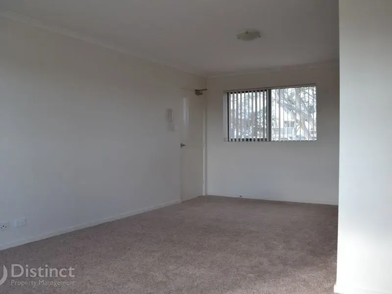 33/75 Elizabeth Jolley Crescent, Franklin, photo 5