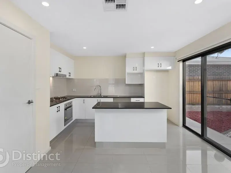 26 Gudamang Street, Ngunnawal, photo 7