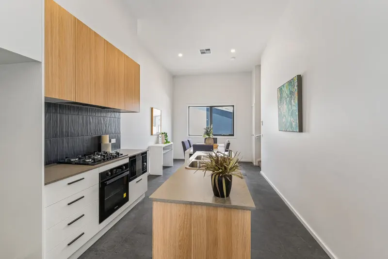 6A Opperman Avenue, WRIGHT ACT 2611, photo 3