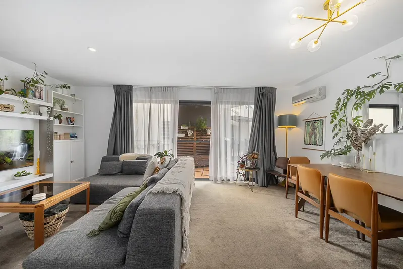 136/15 Tench Street, Kingston, photo 2