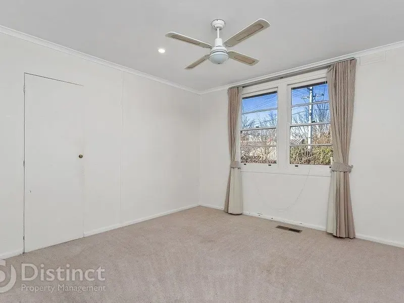 19 Bundeela Street, Narrabundah, photo 7