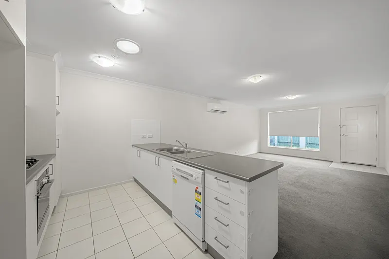 120 Burrumarra Avenue, Ngunnawal, photo 3
