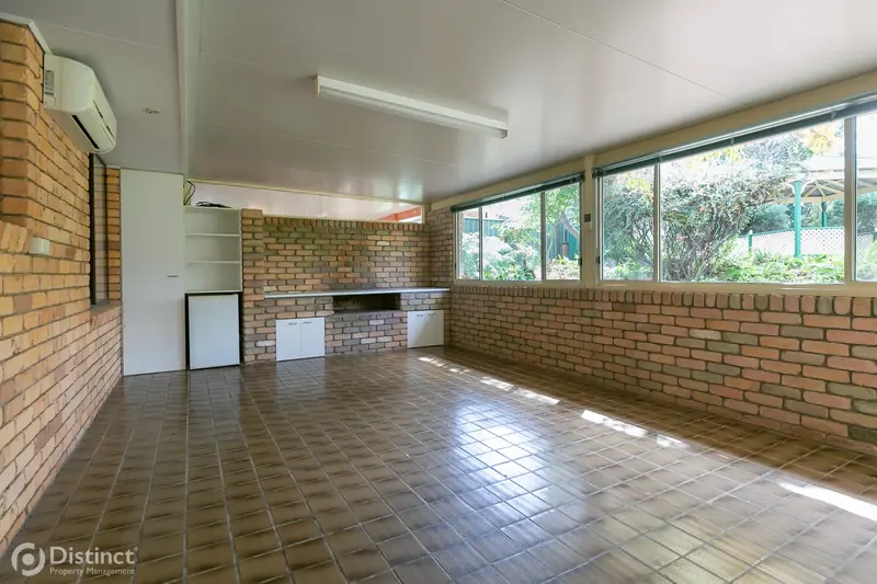 5 Simon Place, Kambah, photo 5