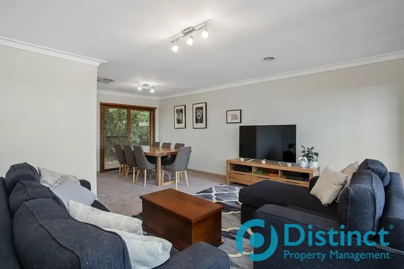 6 Parer Street, Scullin, photo 10