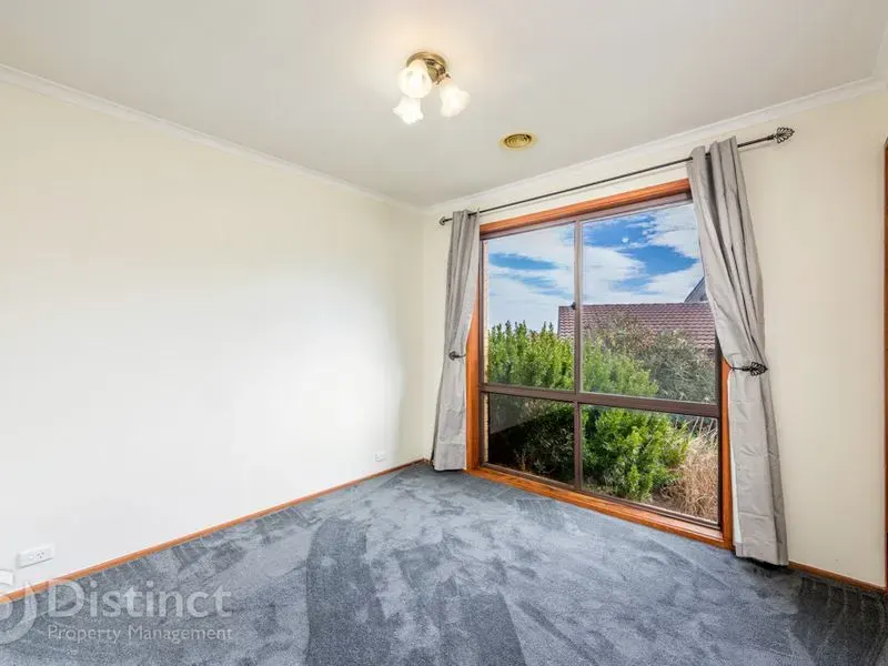 8 Laby Place, Theodore, photo 7