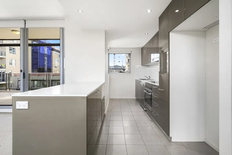 10/12 Marcus Clarke Street, City, photo 4