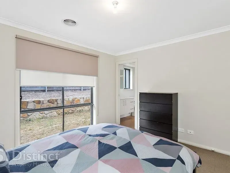 11 Selleck Street, Casey, photo 8