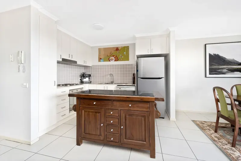 51/2 Eardley Street, Bruce