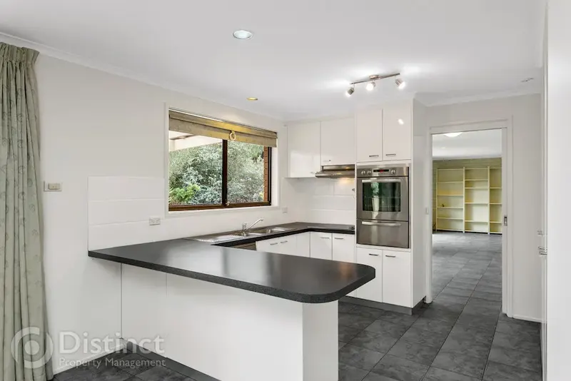 13 Farrelly Close, Oxley, photo 2