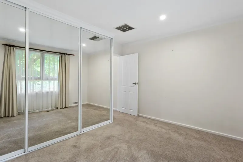 6 Allwood Street, Chifley ACT 2606, photo 8