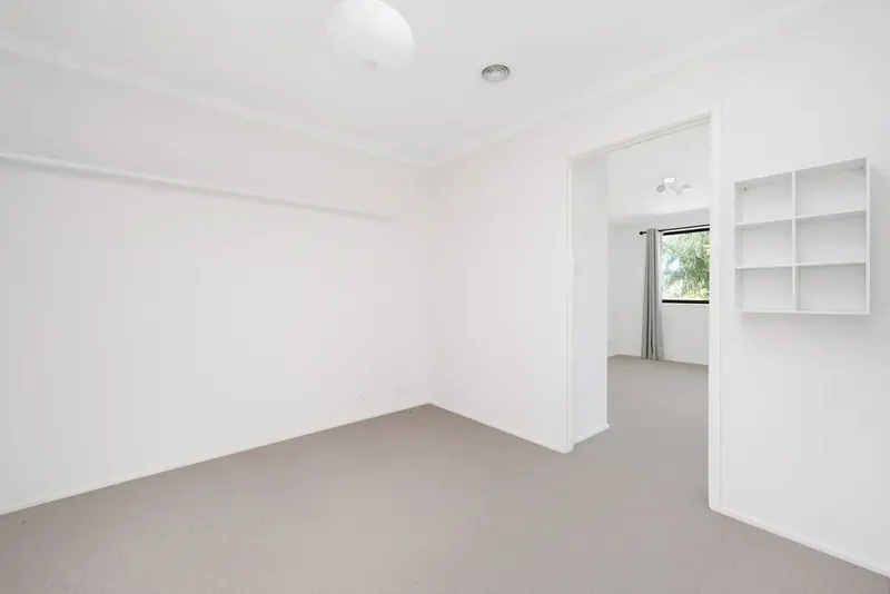 3 Linton Place, Calwell, photo 11