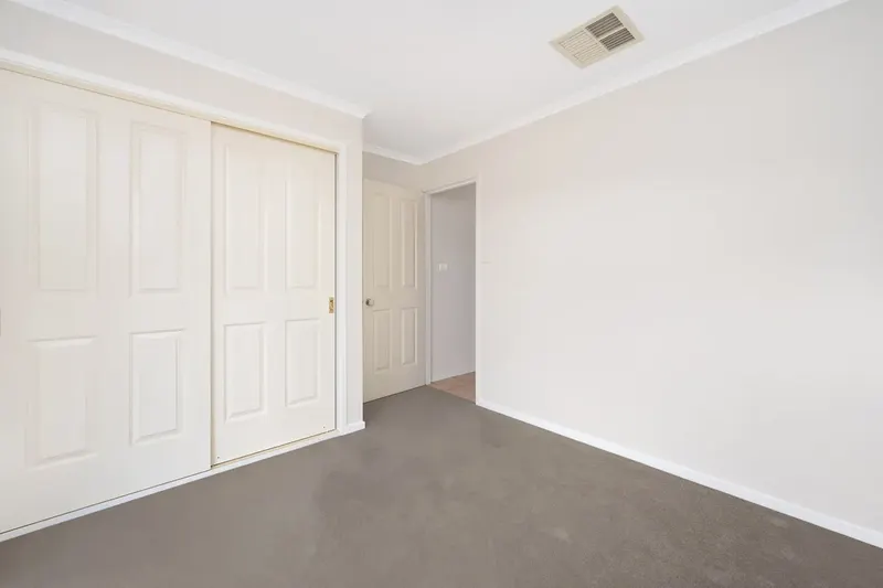 4 Mount Warning Crescent, Palmerston ACT 2913, photo 7