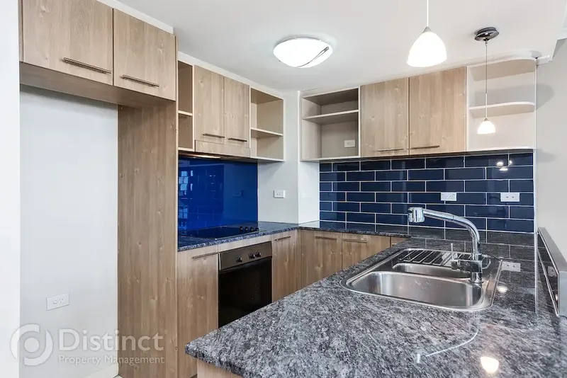 609/16 Moore Street, City, photo 3