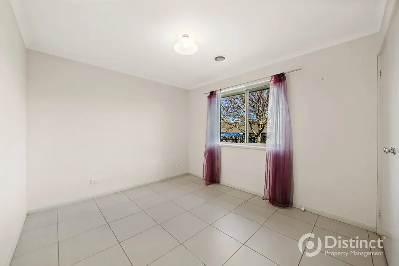13 Clendinnen Street, Dunlop, photo 10