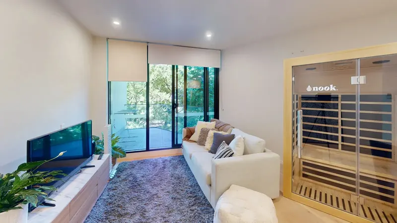 318/61 Cooyong Street, Braddon, photo 2
