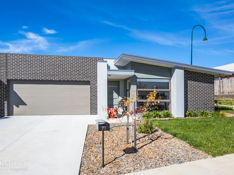 71 Carman Loop, Macgregor, photo 1