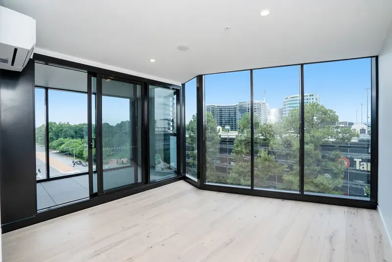 522/81 Cooyong Street, Reid, photo 3