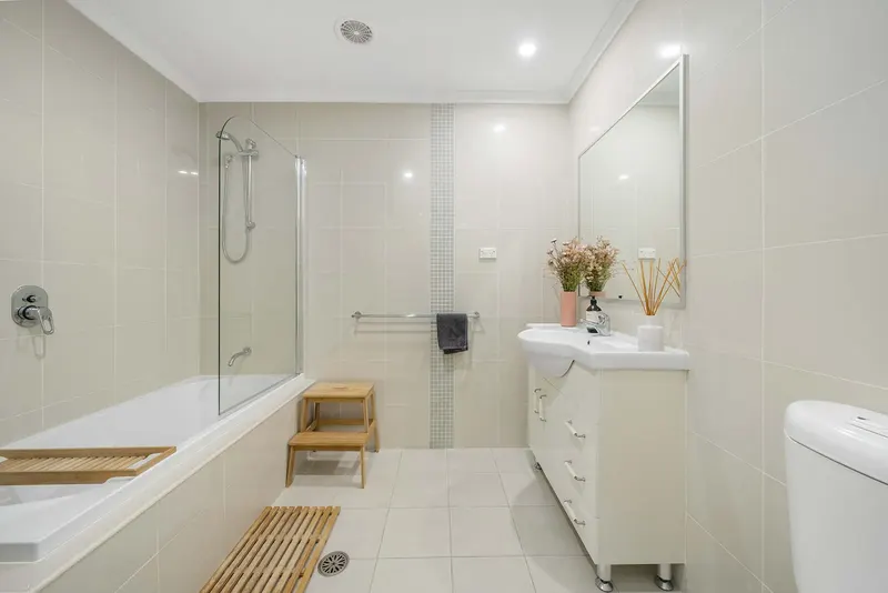 5/102 Athllon Drive, Greenway, photo 7