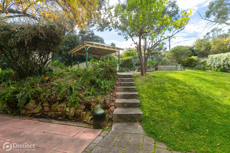5 Simon Place, Kambah, photo 18