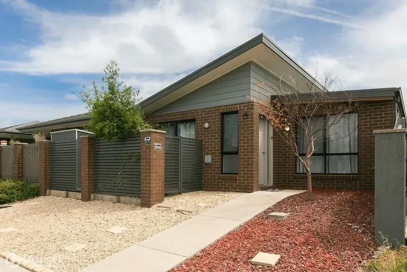 108 Burrumarra Avenue, Ngunnawal, photo 1