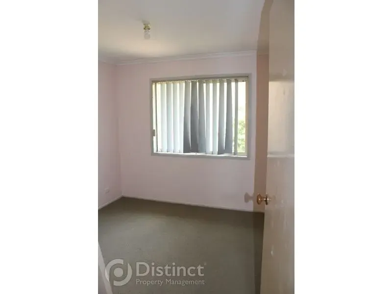 16 Marungul Avenue, Ngunnawal, photo 6