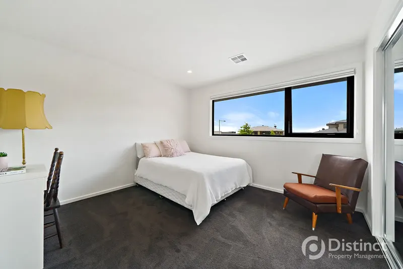 4/2 Bellette Street, Weston, photo 9