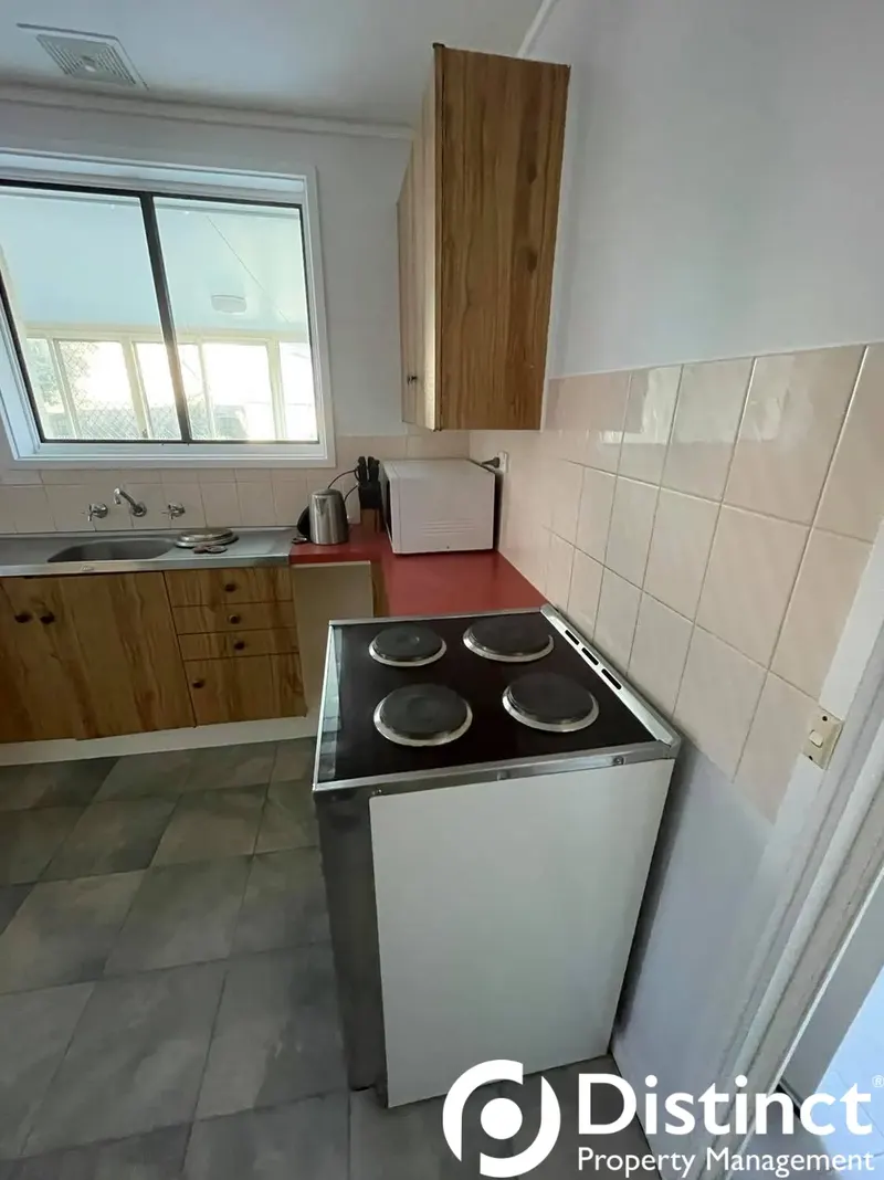 54 Castley Circuit, Kambah, photo 13