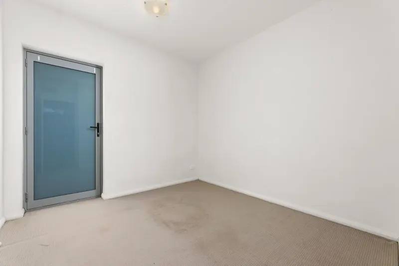 22 Eckley Street, Gungahlin, photo 3